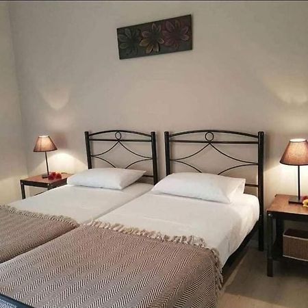 ליגיה Guesthouse Emi מראה חיצוני תמונה